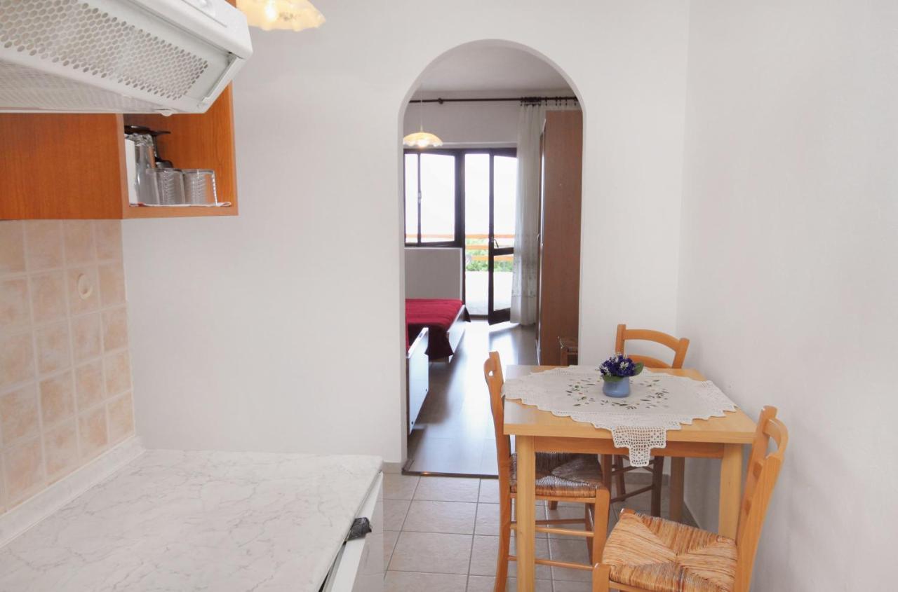 Apartments By The Sea Klenovica, Novi Vinodolski - 5581 ภายนอก รูปภาพ