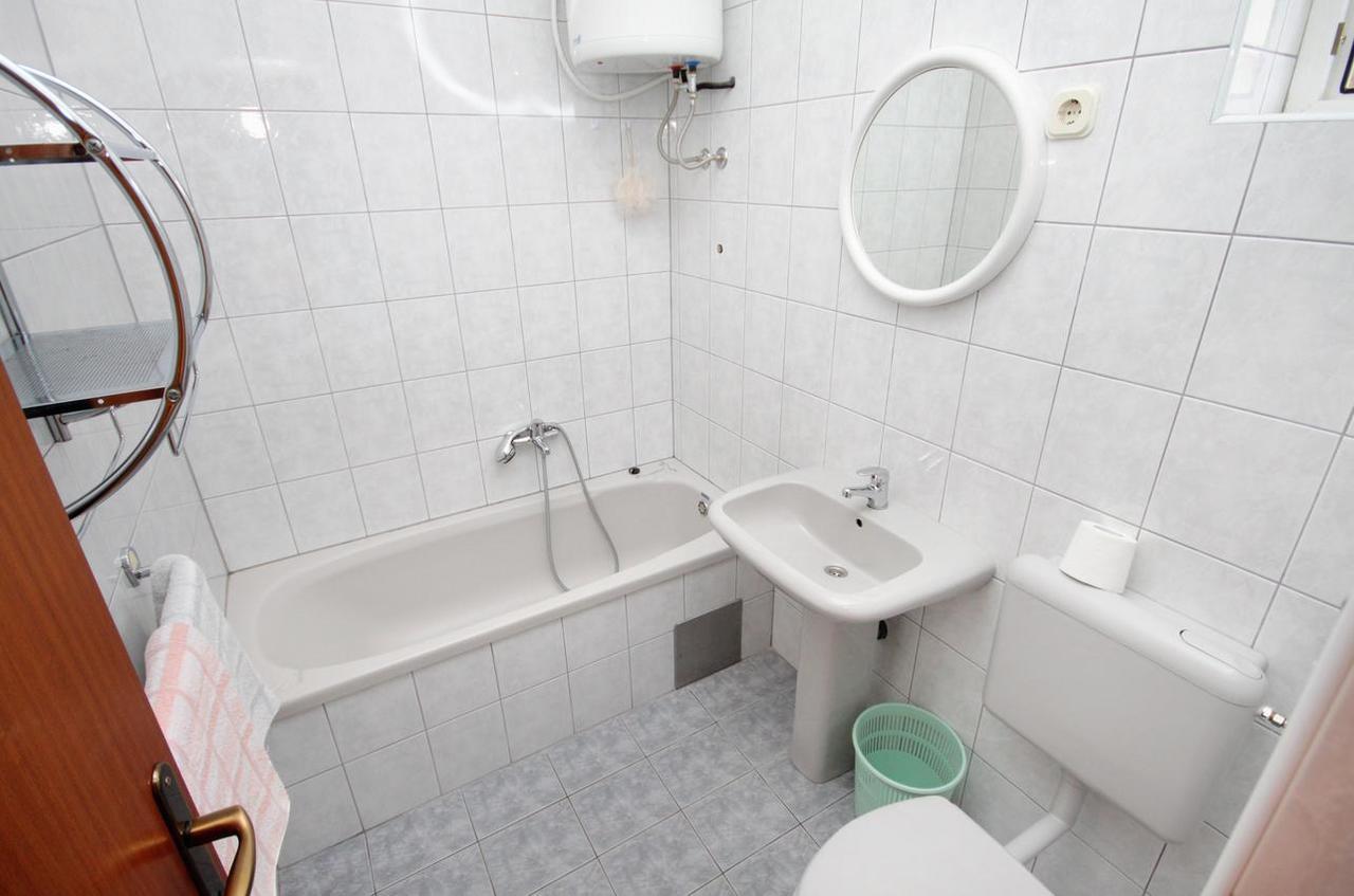 Apartments By The Sea Klenovica, Novi Vinodolski - 5581 ภายนอก รูปภาพ